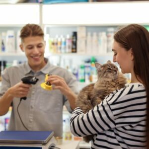 I want to help animals by assisting in a charity shop in Sliema!