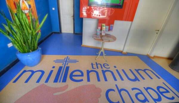 I wanna help as a Receptionist at Millennium Chapel - Image 4